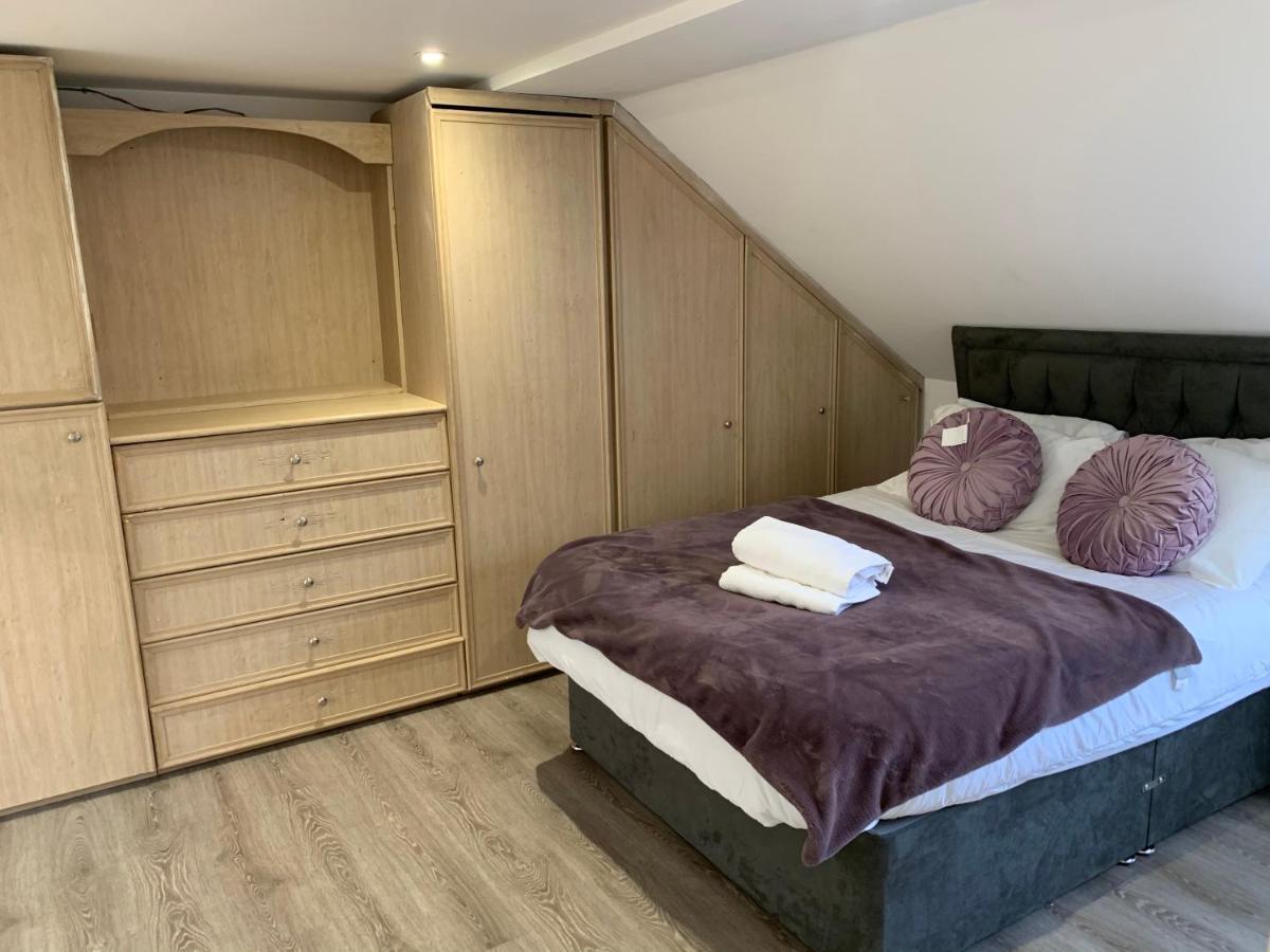 Beautiful All Room En-Suite 4 Bedrooms House , Free Parking, Wifi, Corporate, Contractors, Family Relocation, Contact Us For Long Term Rate Ilford Exterior foto